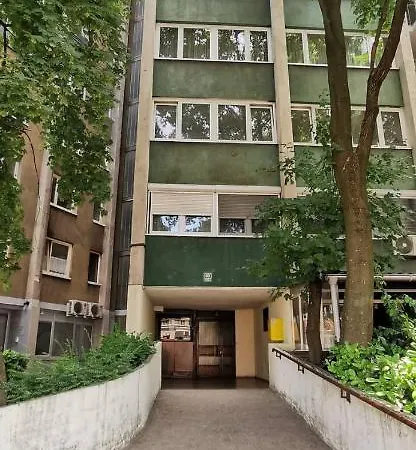 Hamdije Apartament *